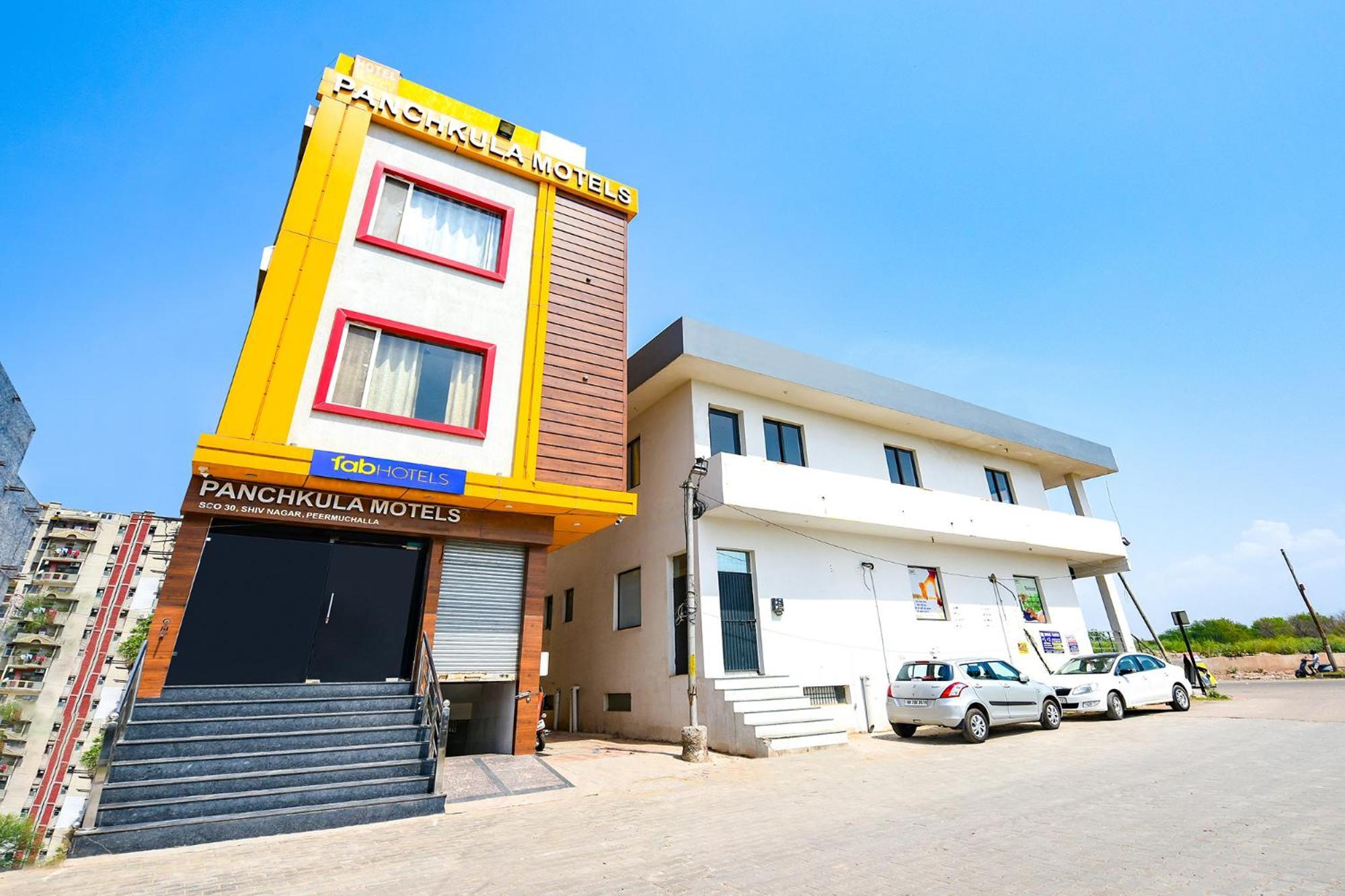 FabEscape Panchkula Motel Exterior foto